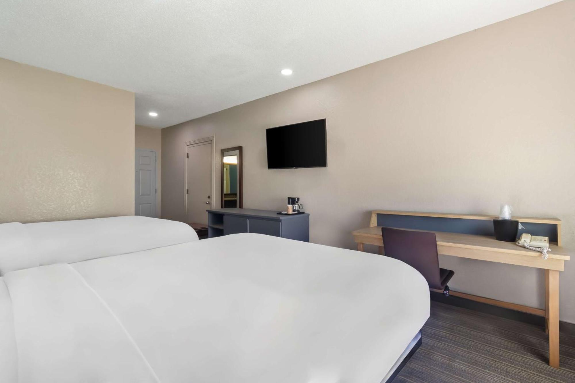 Sonesta Essential Iah Airport Jfk Boulevard - Newly Renovated Houston Exterior photo