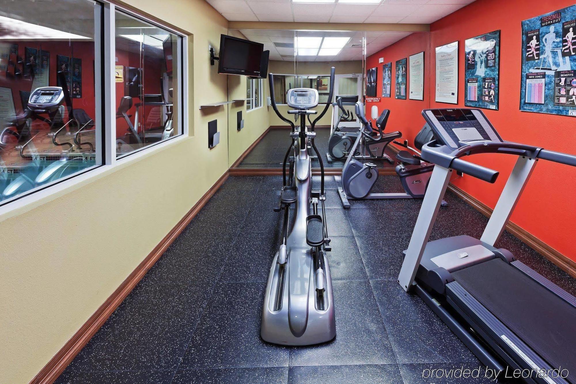Sonesta Essential Iah Airport Jfk Boulevard - Newly Renovated Houston Facilities photo